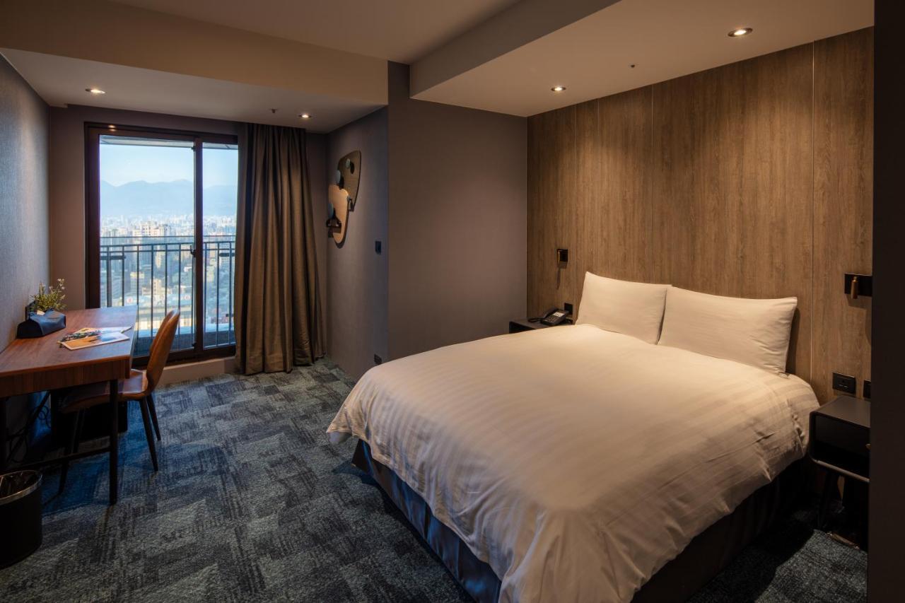 Roaders Plus Hotel - Taipei Station Room photo