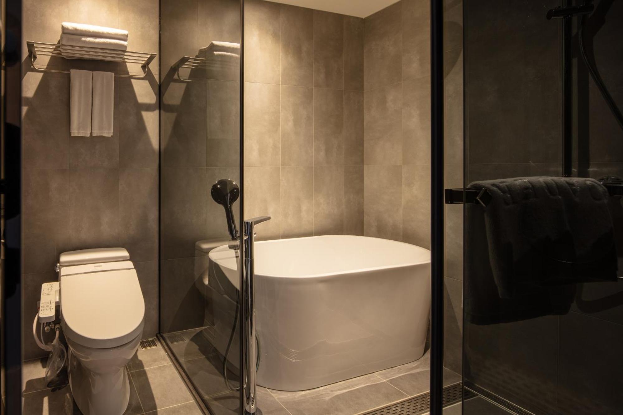 Roaders Plus Hotel - Taipei Station Room photo